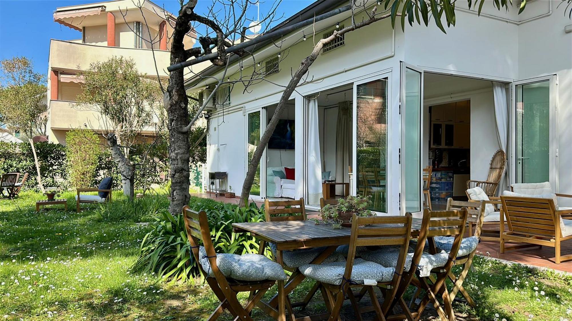 Appartamenti Villa Renata Riccione Luaran gambar