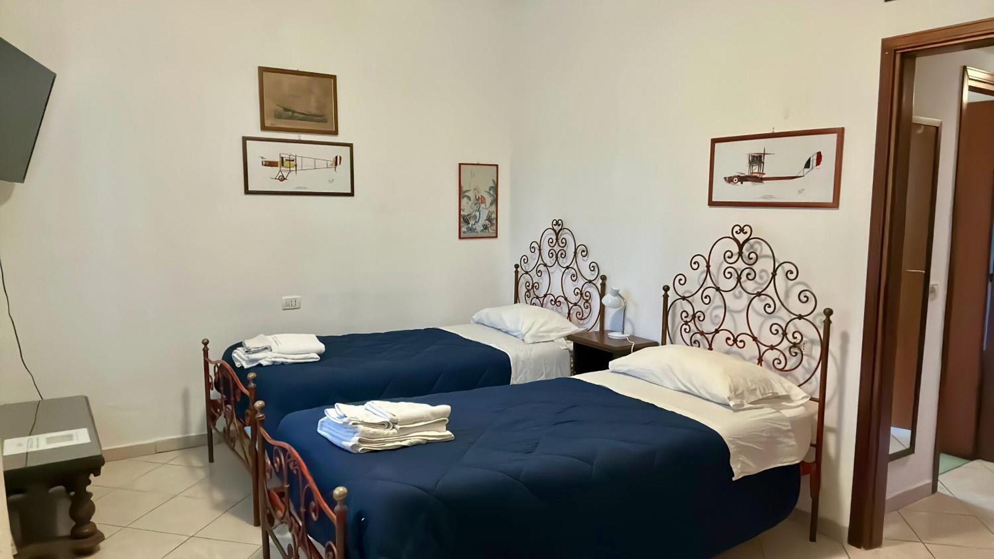 Appartamenti Villa Renata Riccione Luaran gambar